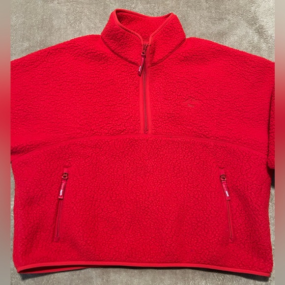 Aritzia Polartec Thermal Pro 1/2 Zip Hi-hip Sweater Size XL, Flashing Red - Picture 2 of 16